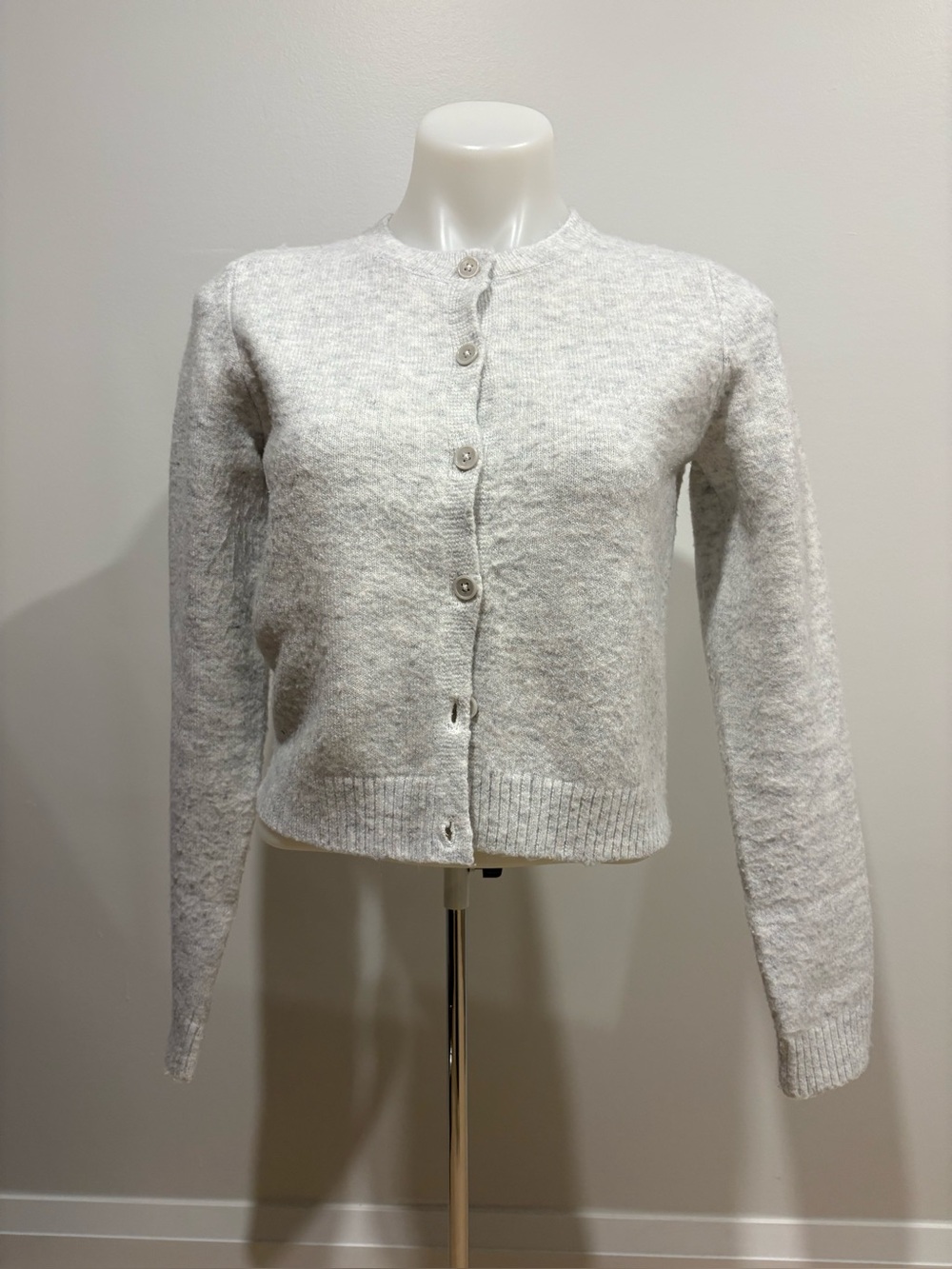 Harlow Classic Button-Up Cardigan Sweater - Light Gray Speckled